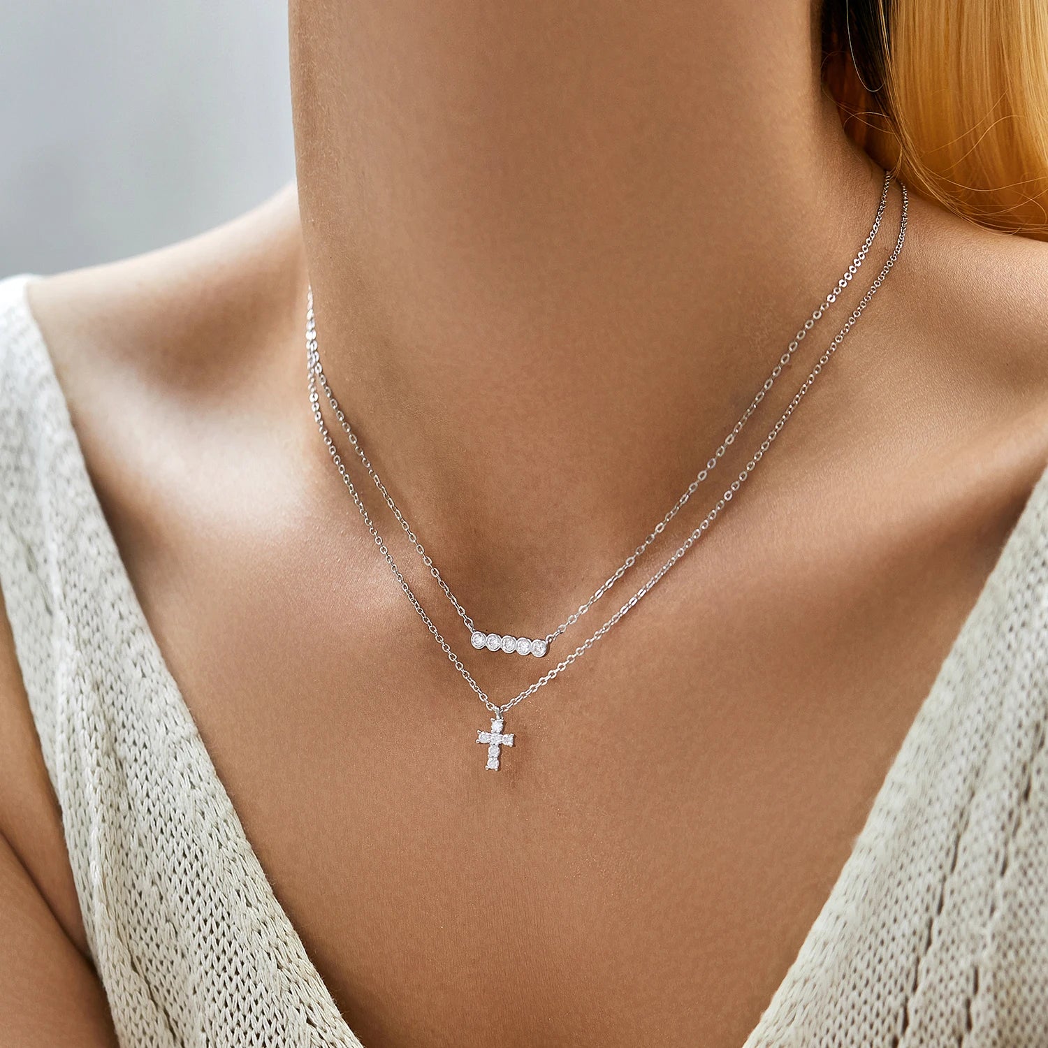Vela Moissanite Necklace