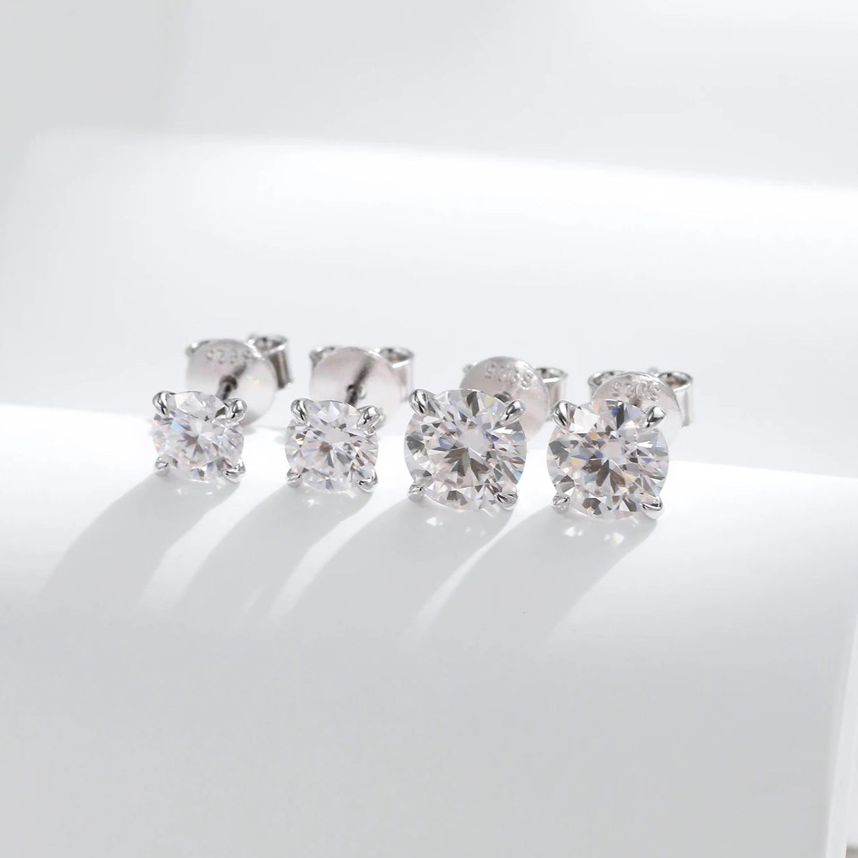 Solitaire Moissanite Studs