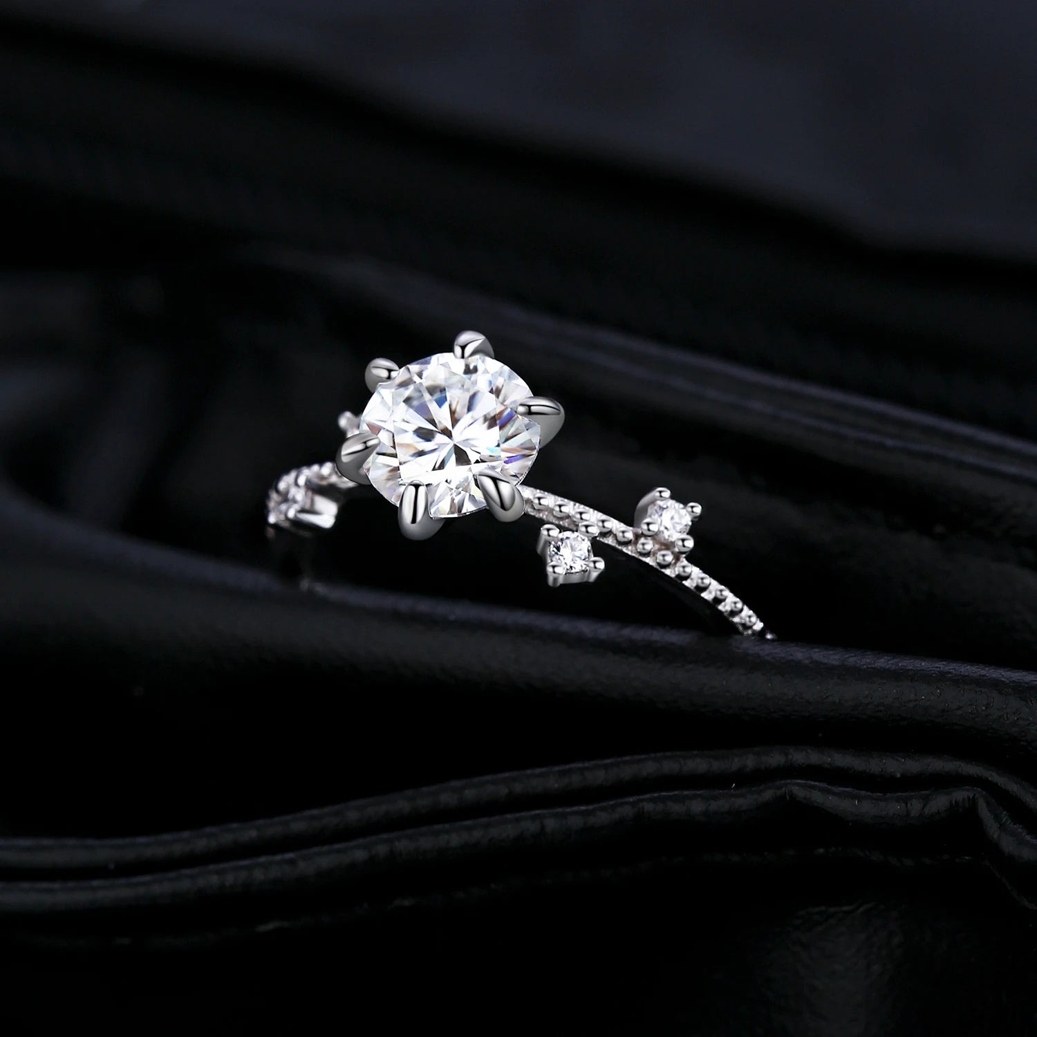 Flower Moissanite Ring