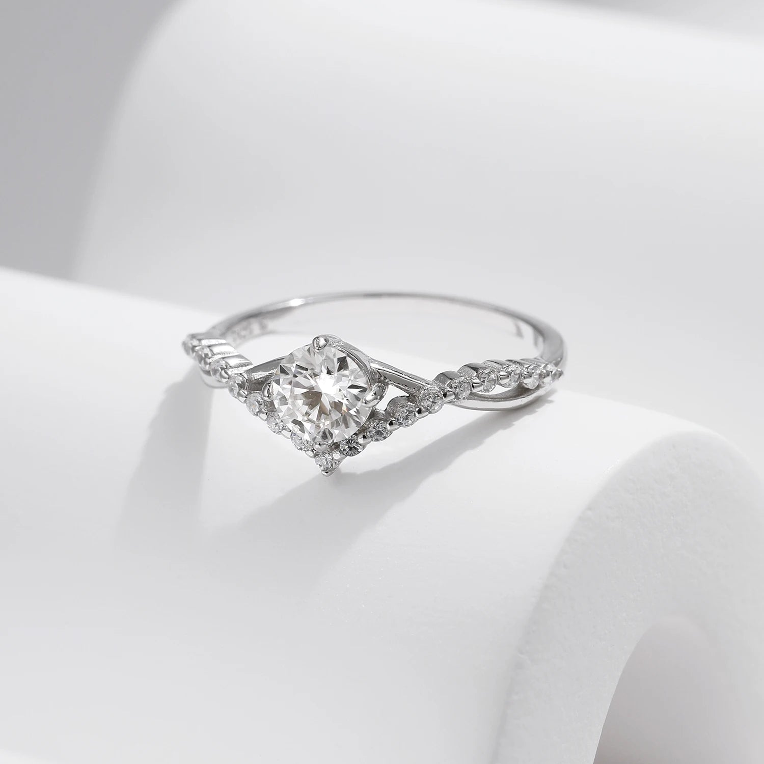 Aurelle Moissanite Ring